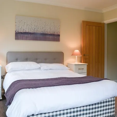 Lucy's At The Grange - Uk11519 *