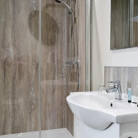 Lucy's At The Grange - Uk11519 Mockerkin